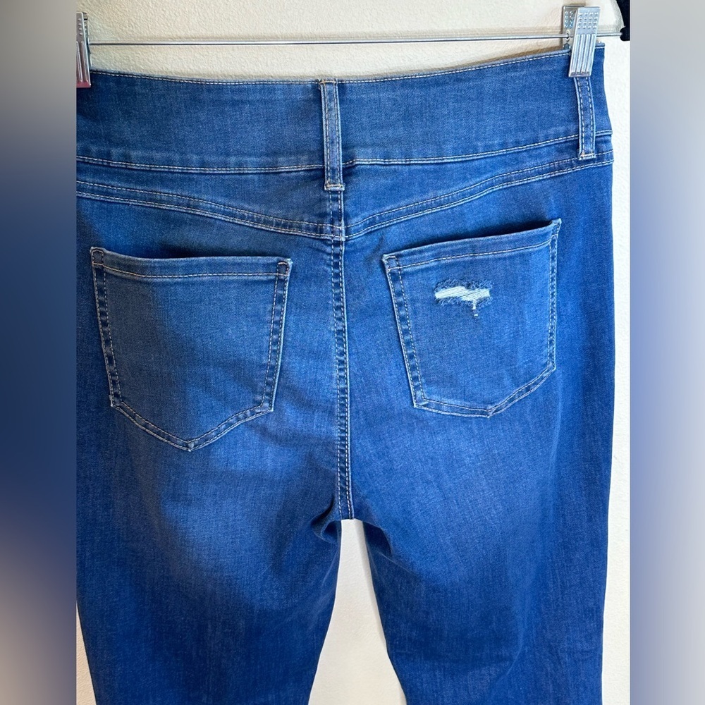 Rewash Jeans Medium Wash Size 9/29 Flare Torn Hem High Rise Stretch Denim - Picture 6 of 11